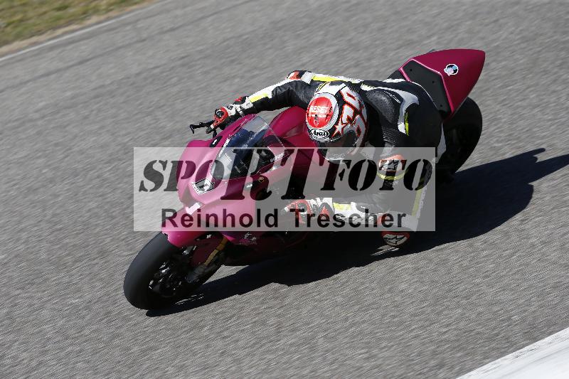 /06 08.04.2026 Cornu Master School ADR/Gruppe rot/0